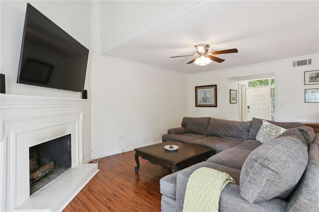 50 Forrest Place, Sandy Springs, Georgia 30328, 3 Bedrooms Bedrooms, ,3 BathroomsBathrooms,Residential,Sold,50 Forrest Place,7277948