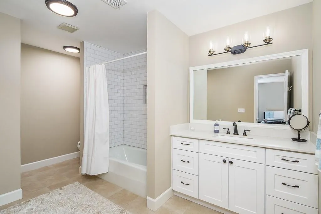 1855 Redbourne Drive, Sandy Springs, Georgia 30350, 4 Bedrooms Bedrooms, ,4 BathroomsBathrooms,Residential,Sold,1855 Redbourne Drive,6550377