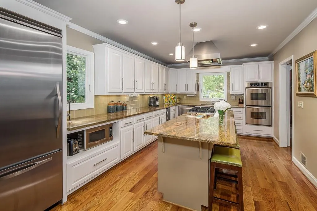 1855 Redbourne Drive, Sandy Springs, Georgia 30350, 4 Bedrooms Bedrooms, ,4 BathroomsBathrooms,Residential,Sold,1855 Redbourne Drive,6550377