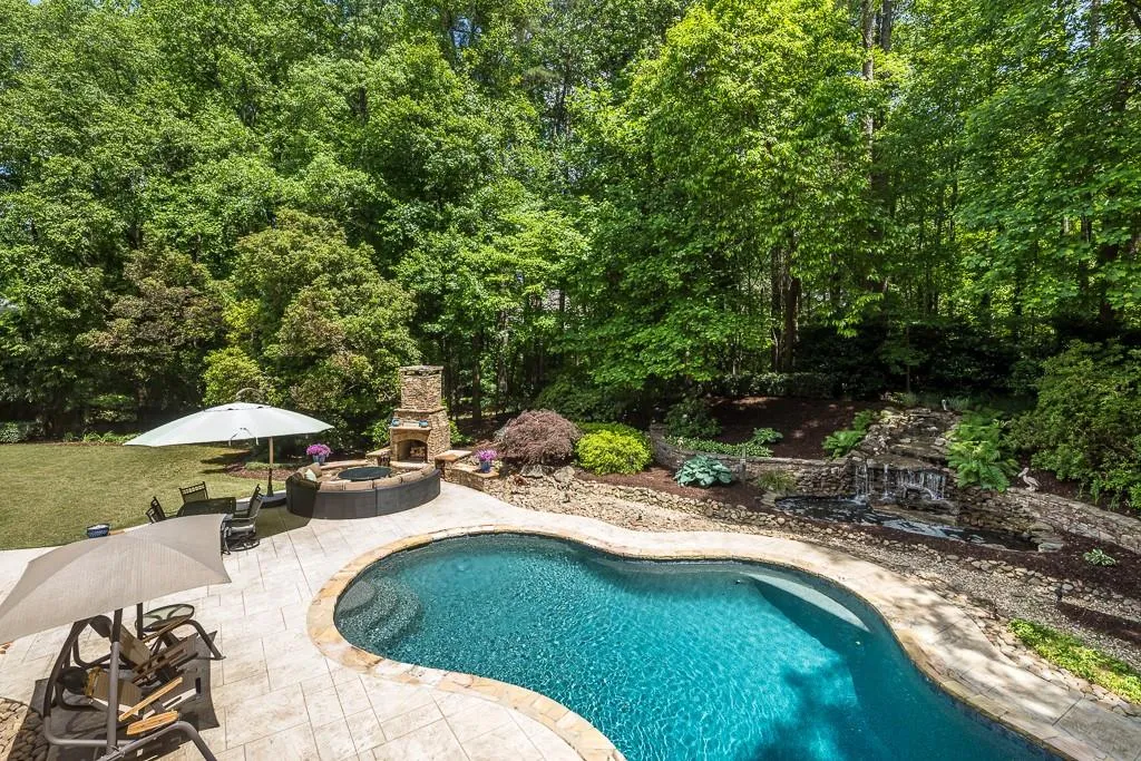 1855 Redbourne Drive, Sandy Springs, Georgia 30350, 4 Bedrooms Bedrooms, ,4 BathroomsBathrooms,Residential,Sold,1855 Redbourne Drive,6550377