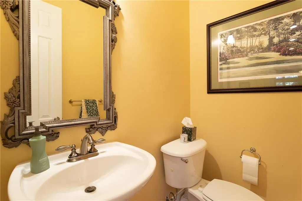 5443 Wentworth Street, Sandy Springs, Georgia 30342, 4 Bedrooms Bedrooms, ,3 BathroomsBathrooms,Residential,Sold,5443 Wentworth Street,6993714