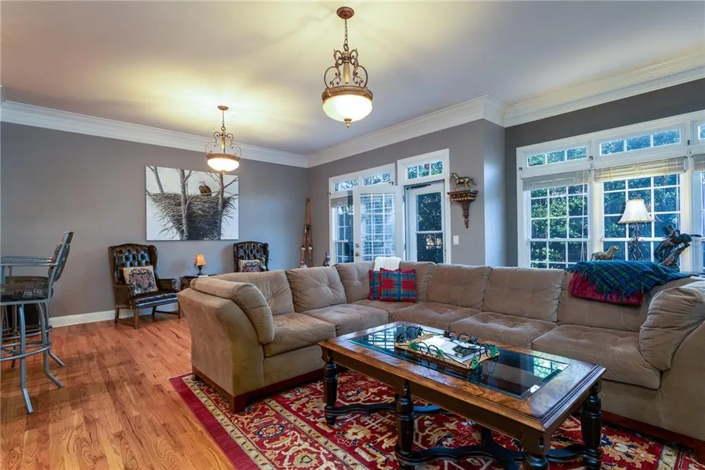 5443 Wentworth Street, Sandy Springs, Georgia 30342, 4 Bedrooms Bedrooms, ,3 BathroomsBathrooms,Residential,Sold,5443 Wentworth Street,6993714