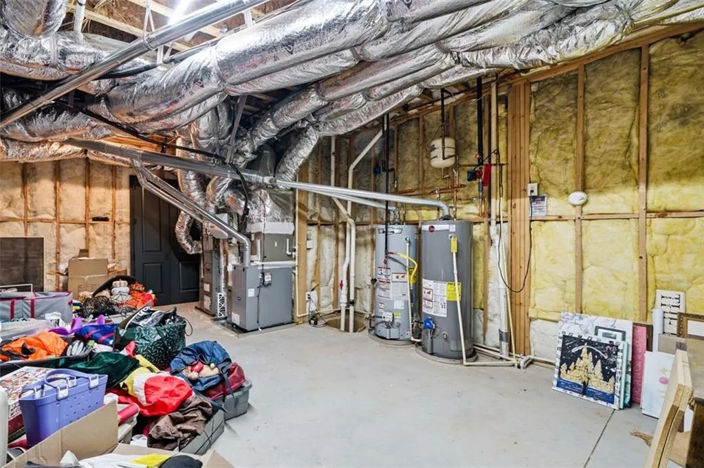 Storage/Mechanical