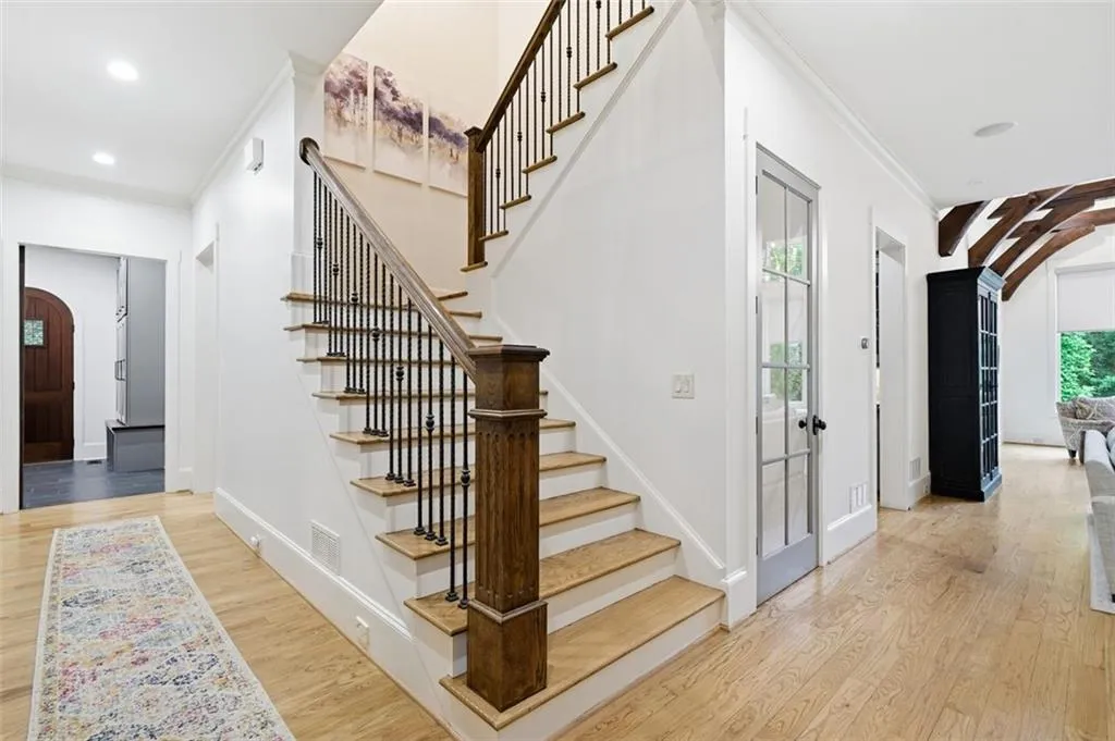 Main Floor Service Hall/Stairwell
