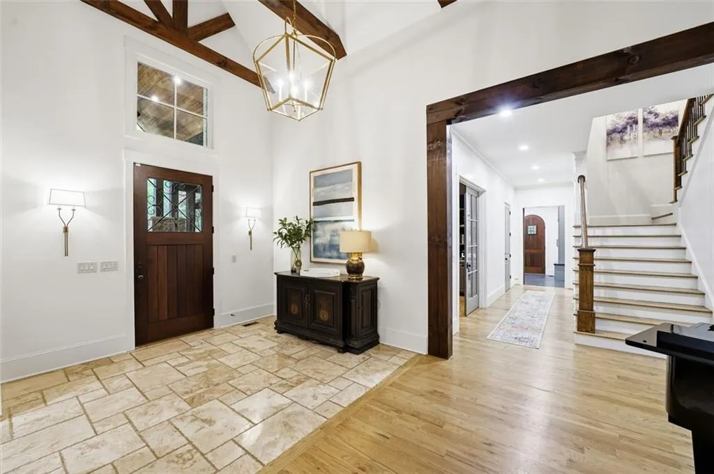 625 W Northway Lane, Sandy Springs, Georgia 30342, 6 Bedrooms Bedrooms, 0 ,6 BathroomsBathrooms,Residential,For Sale,625 W Northway Lane,7765238