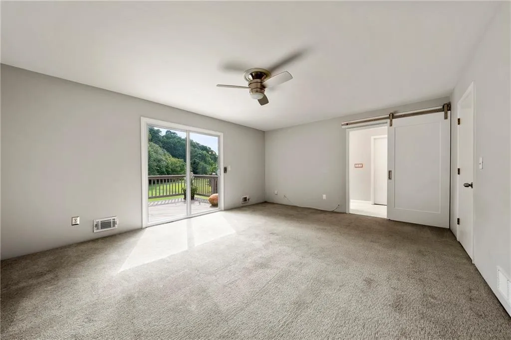 185 Seville Chase, Sandy Springs, Georgia 30328, 4 Bedrooms Bedrooms, ,3 BathroomsBathrooms,Residential,Sold,185 Seville Chase,6939986