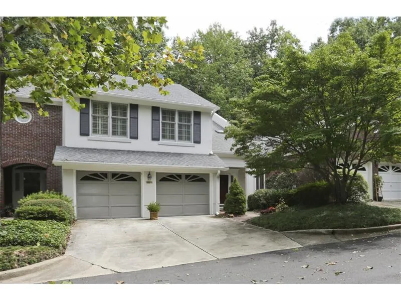 5634 River Oaks Drive, Sandy Springs, Georgia 30327, 3 Bedrooms Bedrooms, ,2 BathroomsBathrooms,Residential,Sold,5634 River Oaks Drive,5907435