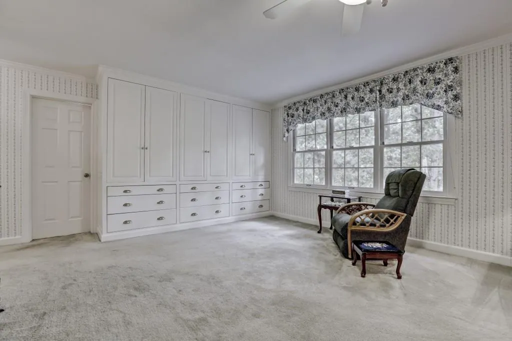 5634 River Oaks Drive, Sandy Springs, Georgia 30327, 3 Bedrooms Bedrooms, ,2 BathroomsBathrooms,Residential,Sold,5634 River Oaks Drive,5907435