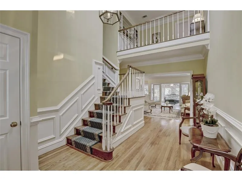 5634 River Oaks Drive, Sandy Springs, Georgia 30327, 3 Bedrooms Bedrooms, ,2 BathroomsBathrooms,Residential,Sold,5634 River Oaks Drive,5907435