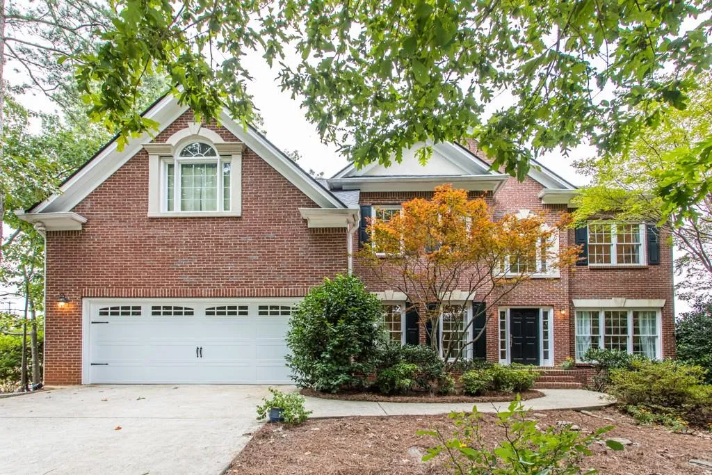 5250 S Trimble Road, Atlanta, Georgia 30342, 4 Bedrooms Bedrooms, ,3 BathroomsBathrooms,Residential,Sold,5250 S Trimble Road,6776462