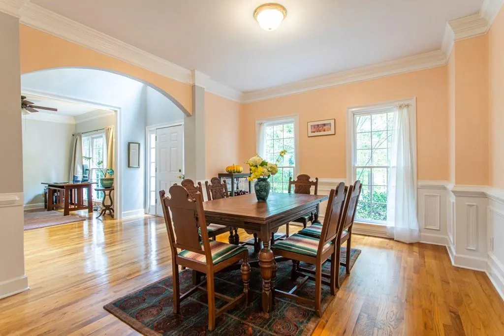 5250 S Trimble Road, Atlanta, Georgia 30342, 4 Bedrooms Bedrooms, ,3 BathroomsBathrooms,Residential,Sold,5250 S Trimble Road,6776462