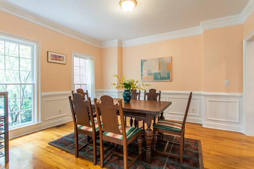 5250 S Trimble Road, Atlanta, Georgia 30342, 4 Bedrooms Bedrooms, ,3 BathroomsBathrooms,Residential,Sold,5250 S Trimble Road,6776462