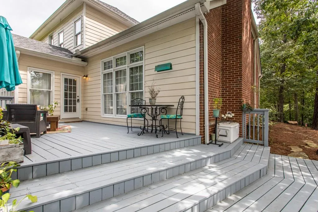 5250 S Trimble Road, Atlanta, Georgia 30342, 4 Bedrooms Bedrooms, ,3 BathroomsBathrooms,Residential,Sold,5250 S Trimble Road,6776462