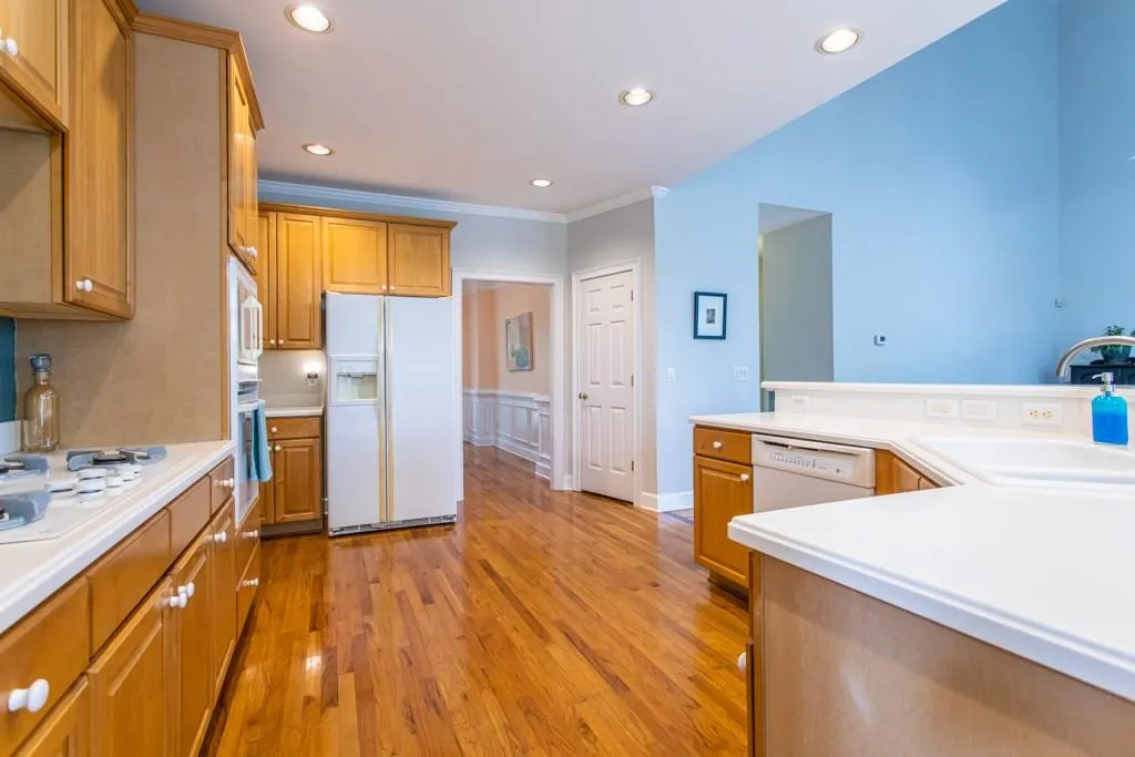 5250 S Trimble Road, Atlanta, Georgia 30342, 4 Bedrooms Bedrooms, ,3 BathroomsBathrooms,Residential,Sold,5250 S Trimble Road,6776462