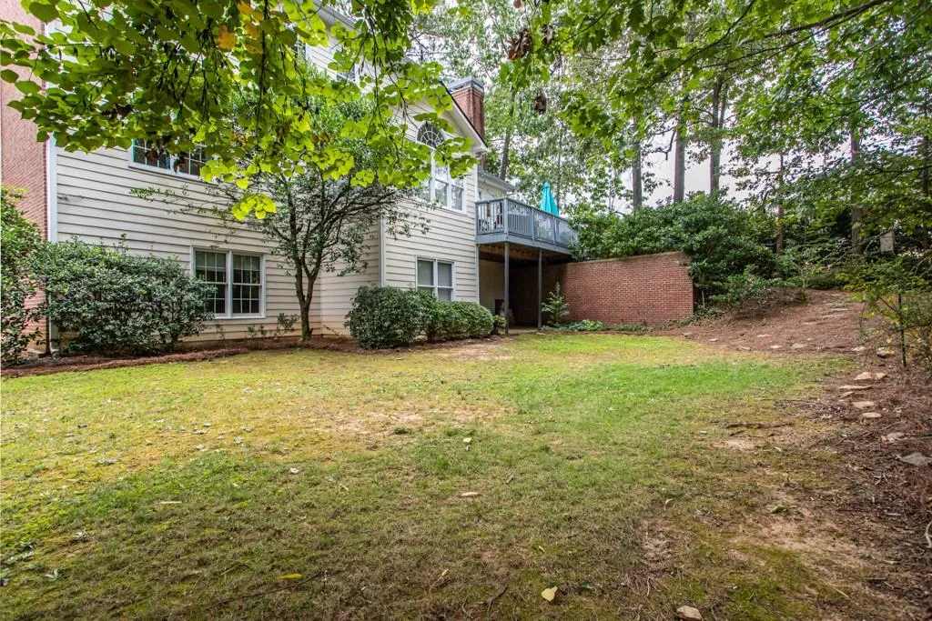 5250 S Trimble Road, Atlanta, Georgia 30342, 4 Bedrooms Bedrooms, ,3 BathroomsBathrooms,Residential,Sold,5250 S Trimble Road,6776462