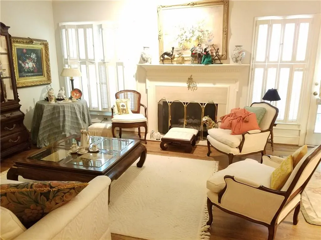 5638 River Oaks Place Unit 5638, Sandy Springs, Georgia 30327, 3 Bedrooms Bedrooms, ,2 BathroomsBathrooms,Residential,Sold,5638 River Oaks Place Unit 5638,5851353