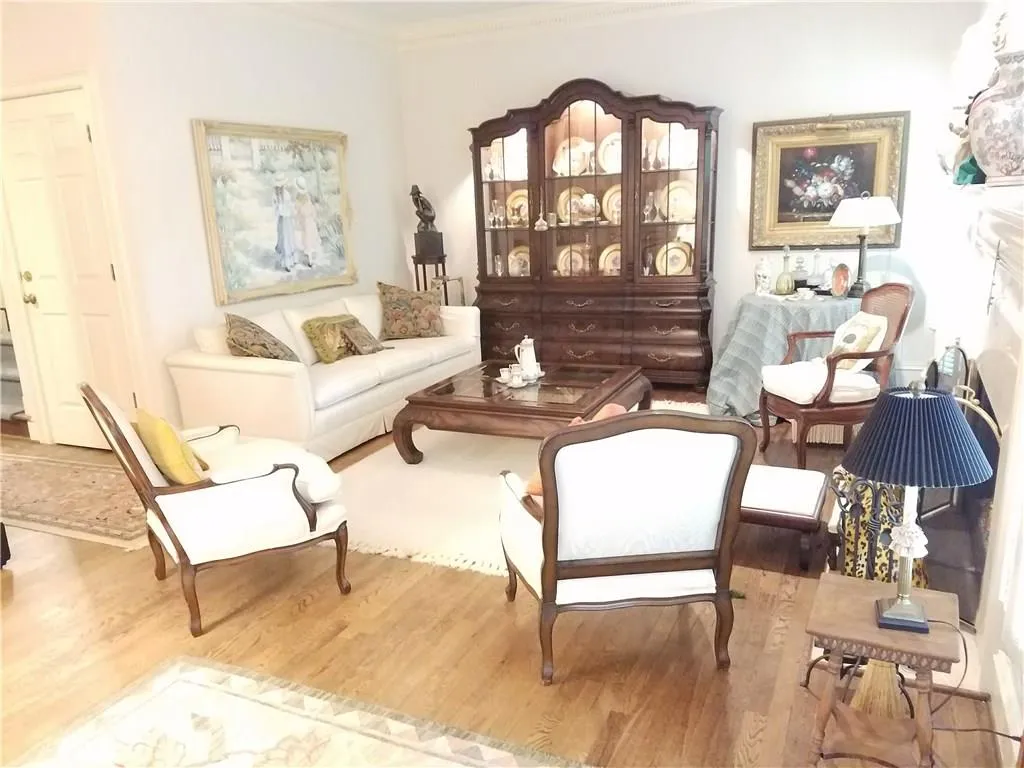 5638 River Oaks Place Unit 5638, Sandy Springs, Georgia 30327, 3 Bedrooms Bedrooms, ,2 BathroomsBathrooms,Residential,Sold,5638 River Oaks Place Unit 5638,5851353