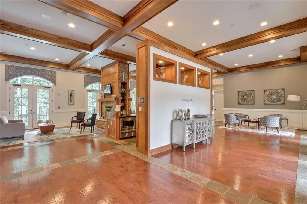 200 River Vista Drive Unit 403, Atlanta, Georgia 30339, 2 Bedrooms Bedrooms, ,2 BathroomsBathrooms,Residential,Sold,200 River Vista Drive Unit 403,6938307