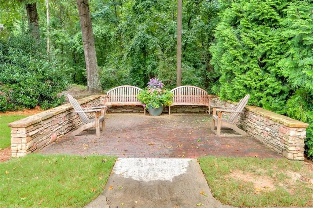200 River Vista Drive Unit 403, Atlanta, Georgia 30339, 2 Bedrooms Bedrooms, ,2 BathroomsBathrooms,Residential,Sold,200 River Vista Drive Unit 403,6938307