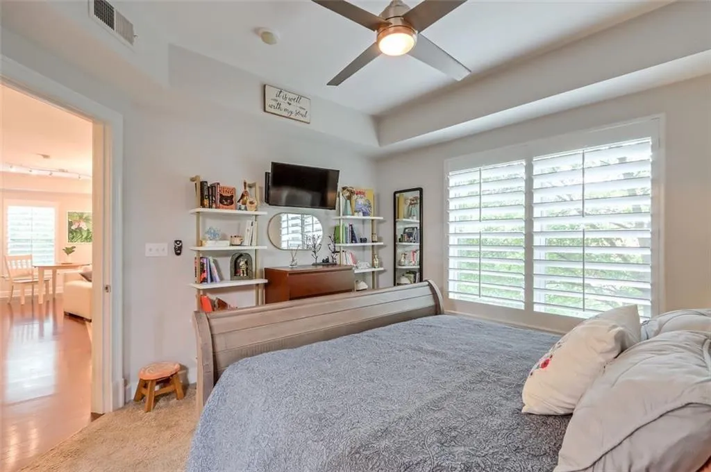 200 River Vista Drive Unit 403, Atlanta, Georgia 30339, 2 Bedrooms Bedrooms, ,2 BathroomsBathrooms,Residential,Sold,200 River Vista Drive Unit 403,6938307