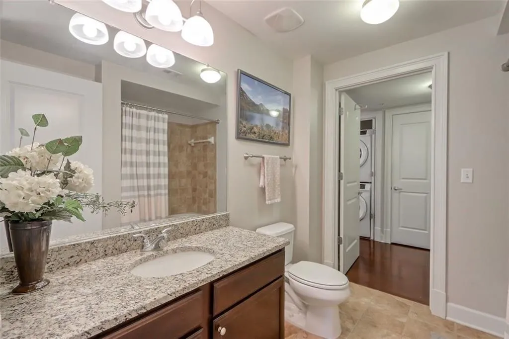 200 River Vista Drive Unit 403, Atlanta, Georgia 30339, 2 Bedrooms Bedrooms, ,2 BathroomsBathrooms,Residential,Sold,200 River Vista Drive Unit 403,6938307