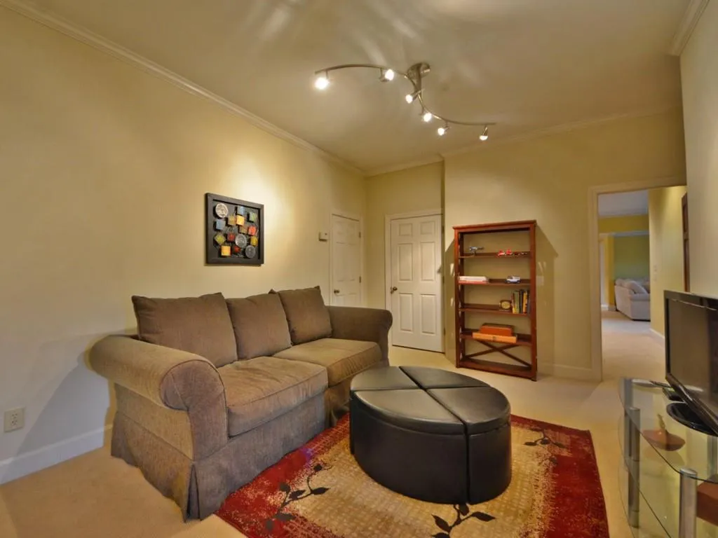 240 Grogans Lake Point, Sandy Springs, Georgia 30350, 6 Bedrooms Bedrooms, ,4 BathroomsBathrooms,Residential,Sold,240 Grogans Lake Point,5635140