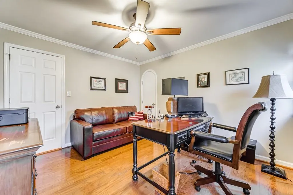 75 Seville Chase, Atlanta, Georgia 30328, 4 Bedrooms Bedrooms, ,3 BathroomsBathrooms,Residential,Sold,75 Seville Chase,6837197