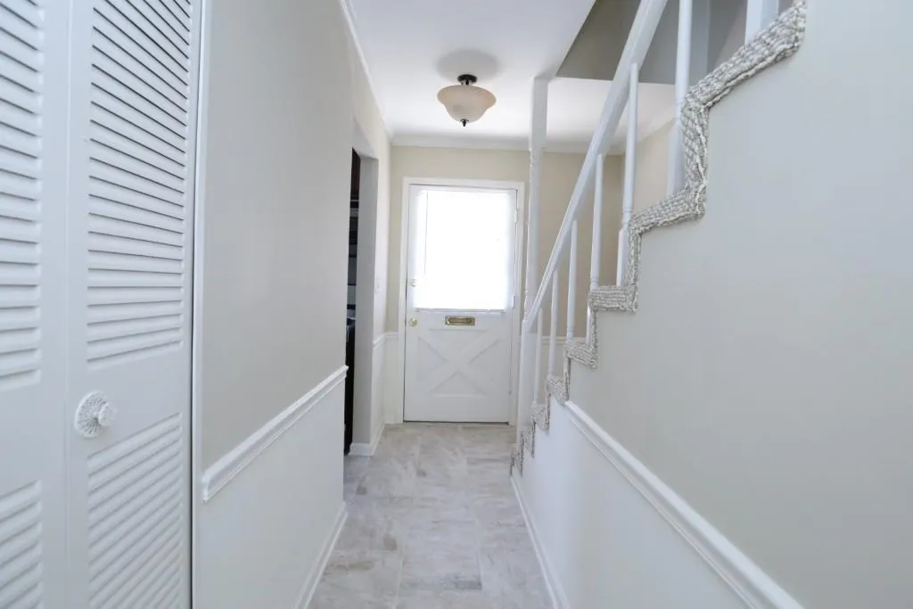 5591 Kingsport Drive, Atlanta, Georgia 30342, 2 Bedrooms Bedrooms, ,1 BathroomBathrooms,Residential,Sold,5591 Kingsport Drive,5697945