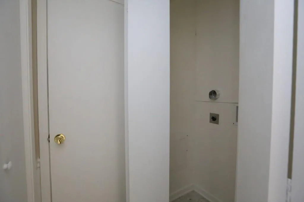 5591 Kingsport Drive, Atlanta, Georgia 30342, 2 Bedrooms Bedrooms, ,1 BathroomBathrooms,Residential,Sold,5591 Kingsport Drive,5697945