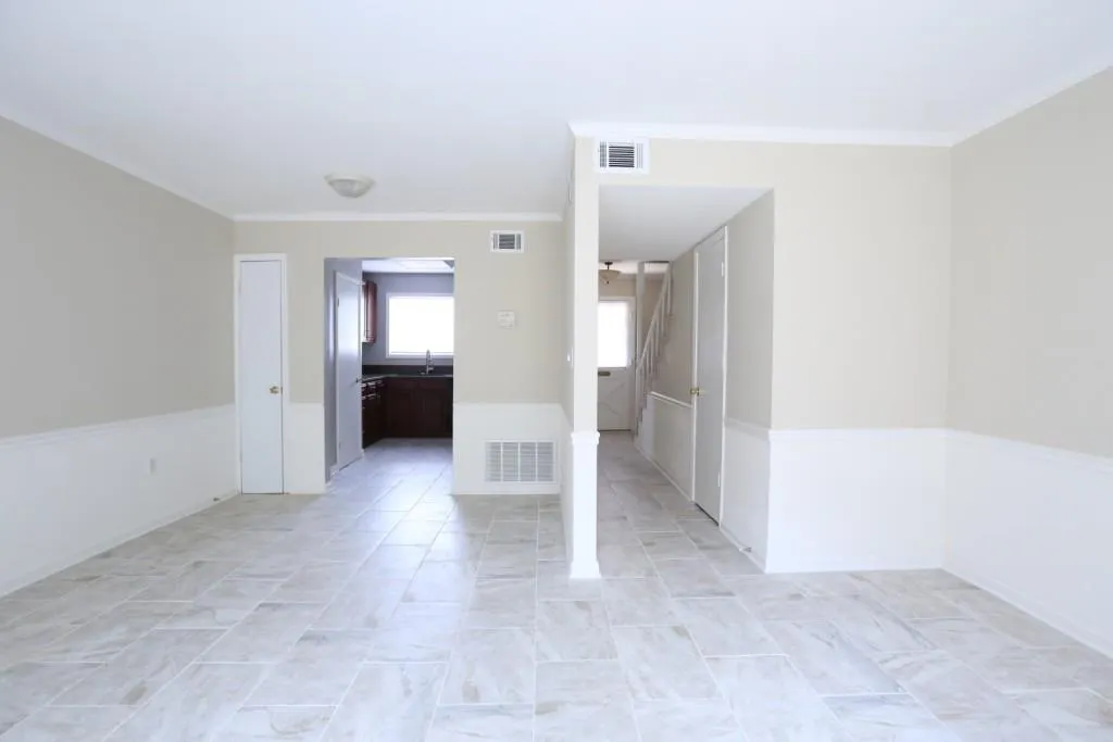 5591 Kingsport Drive, Atlanta, Georgia 30342, 2 Bedrooms Bedrooms, ,1 BathroomBathrooms,Residential,Sold,5591 Kingsport Drive,5697945