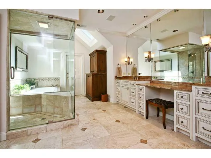 5730 Winterthur Lane, Sandy Springs, Georgia 30328, 5 Bedrooms Bedrooms, ,6 BathroomsBathrooms,Residential,Sold,5730 Winterthur Lane,5352825
