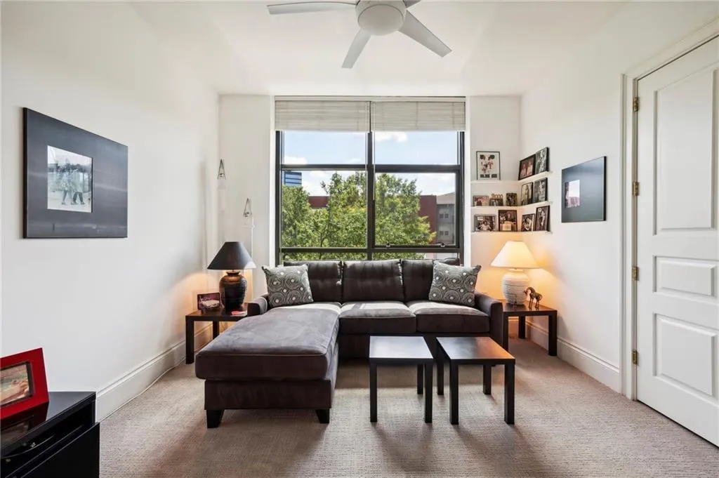 750 Park Avenue Ne Unit 6s, Atlanta, Georgia 30326, 2 Bedrooms Bedrooms, ,2 BathroomsBathrooms,Residential,For Sale,750 Park Avenue Ne Unit 6s,7624792