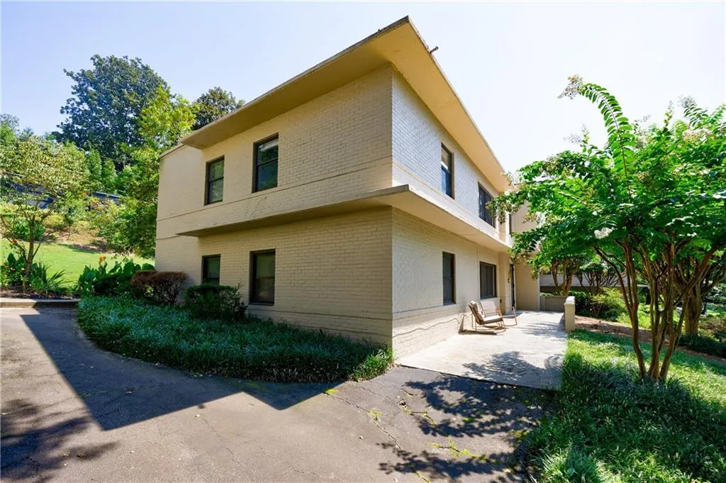 101 Ardmore Place Nw Unit 3, Atlanta, Georgia 30309, 2 Bedrooms Bedrooms, ,1 BathroomBathrooms,Residential,For Sale,101 Ardmore Place Nw Unit 3,7654654