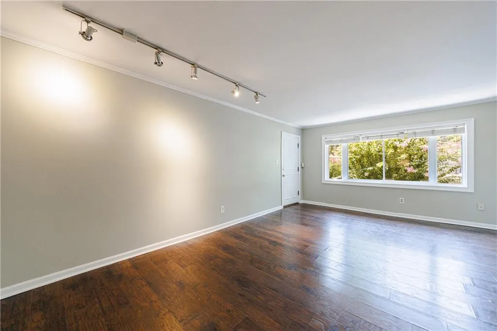 101 Ardmore Place Nw Unit 3, Atlanta, Georgia 30309, 2 Bedrooms Bedrooms, ,1 BathroomBathrooms,Residential,For Sale,101 Ardmore Place Nw Unit 3,7654654