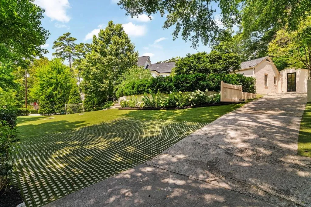 568 E Wesley Road Ne, Atlanta, Georgia 30305, 3 Bedrooms Bedrooms, ,3 BathroomsBathrooms,Residential,For Sale,568 E Wesley Road Ne,7612343