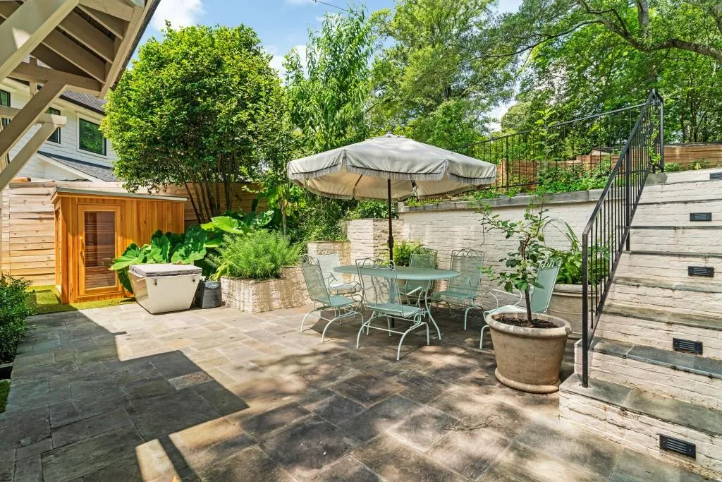 568 E Wesley Road Ne, Atlanta, Georgia 30305, 3 Bedrooms Bedrooms, ,3 BathroomsBathrooms,Residential,For Sale,568 E Wesley Road Ne,7612343