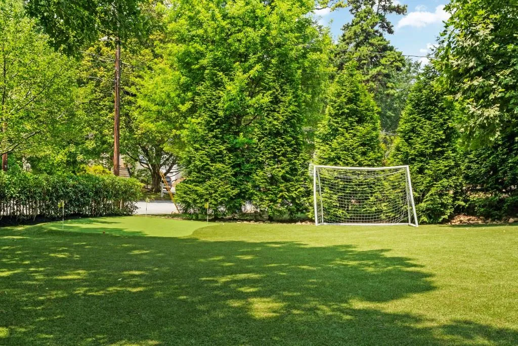 568 E Wesley Road Ne, Atlanta, Georgia 30305, 3 Bedrooms Bedrooms, ,3 BathroomsBathrooms,Residential,For Sale,568 E Wesley Road Ne,7612343