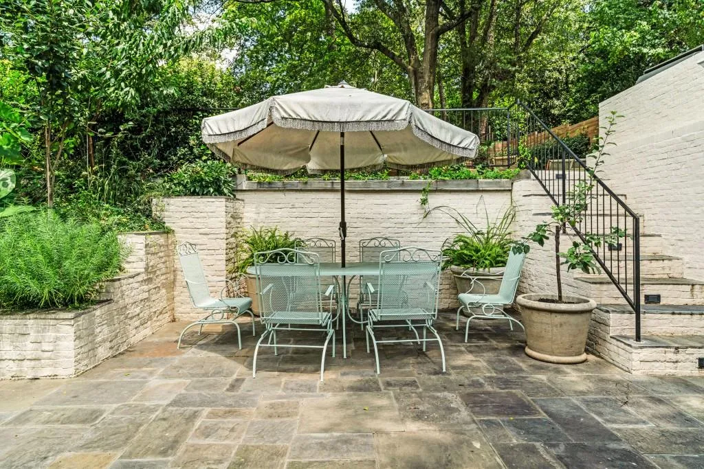 568 E Wesley Road Ne, Atlanta, Georgia 30305, 3 Bedrooms Bedrooms, ,3 BathroomsBathrooms,Residential,For Sale,568 E Wesley Road Ne,7612343