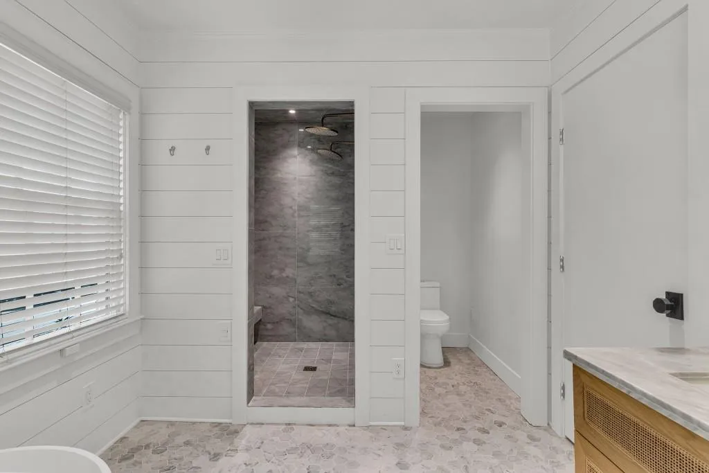 568 E Wesley Road Ne, Atlanta, Georgia 30305, 3 Bedrooms Bedrooms, ,3 BathroomsBathrooms,Residential,For Sale,568 E Wesley Road Ne,7612343