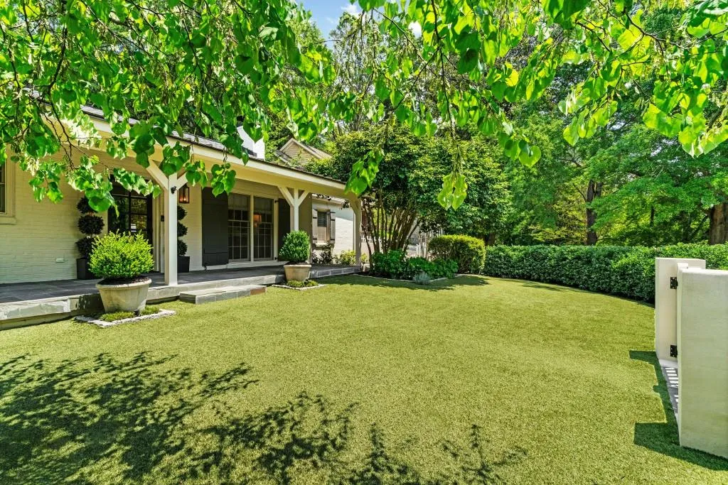 568 E Wesley Road Ne, Atlanta, Georgia 30305, 3 Bedrooms Bedrooms, ,3 BathroomsBathrooms,Residential,For Sale,568 E Wesley Road Ne,7612343