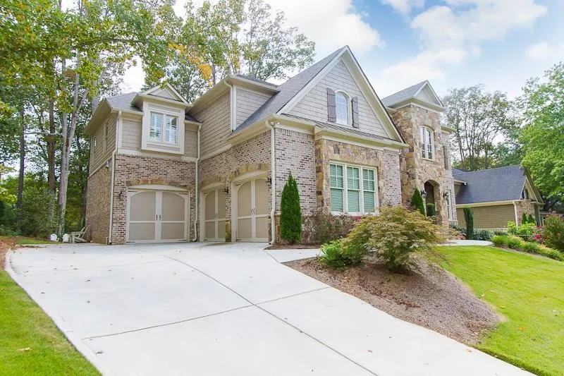 4205 N Stratford Road Ne, Atlanta, Georgia 30342, 5 Bedrooms Bedrooms, ,4 BathroomsBathrooms,Residential,Sold,4205 N Stratford Road Ne,5599918