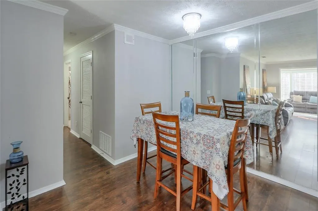 1510 Gettysburg Place, Atlanta, Georgia 30350, 2 Bedrooms Bedrooms, ,1 BathroomBathrooms,Residential,Sold,1510 Gettysburg Place,6699395