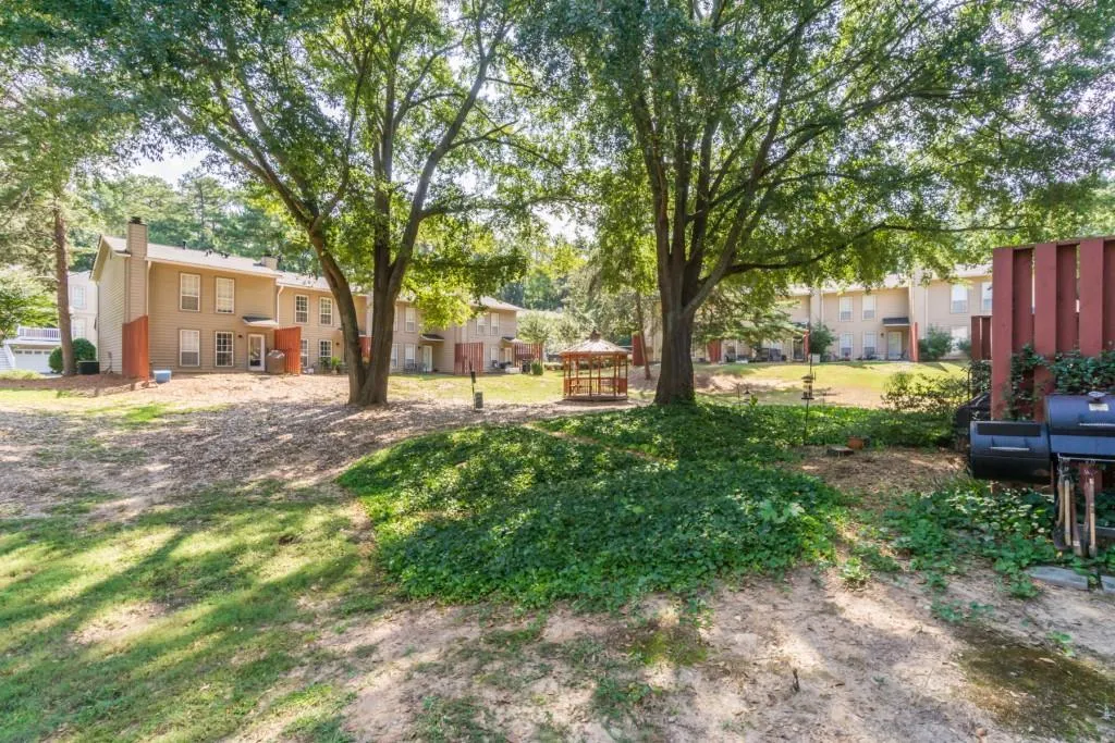 202 Masons Creek Circle Unit 202, Sandy Springs, Georgia 30350, 2 Bedrooms Bedrooms, ,2 BathroomsBathrooms,Residential,Sold,202 Masons Creek Circle Unit 202,6627059