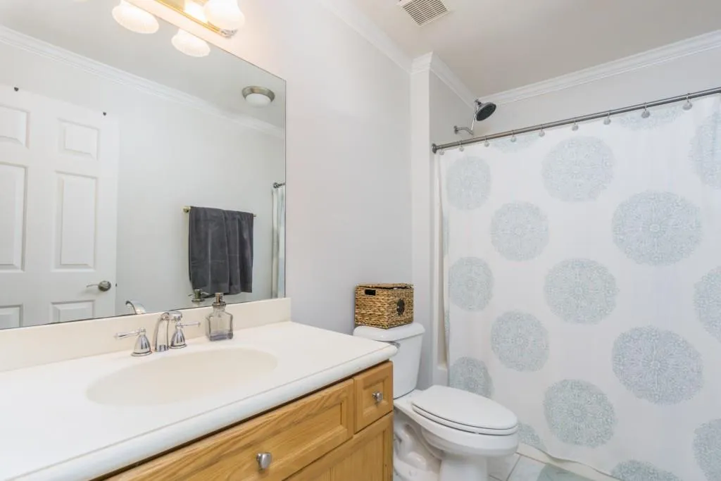202 Masons Creek Circle Unit 202, Sandy Springs, Georgia 30350, 2 Bedrooms Bedrooms, ,2 BathroomsBathrooms,Residential,Sold,202 Masons Creek Circle Unit 202,6627059