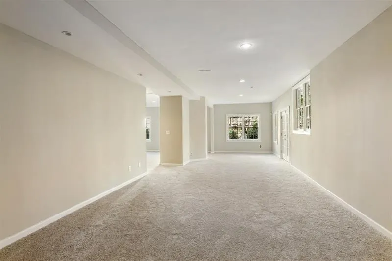 530 Cameron Manor Way, Sandy Springs, Georgia 30328, 5 Bedrooms Bedrooms, ,3 BathroomsBathrooms,Residential,Sold,530 Cameron Manor Way,6016070