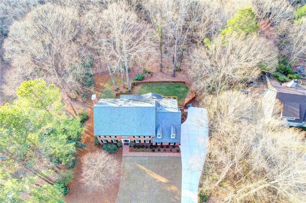 690 Bittersweet Trail, Sandy Springs, Georgia 30350, 6 Bedrooms Bedrooms, ,4 BathroomsBathrooms,Residential,Sold,690 Bittersweet Trail,6057222