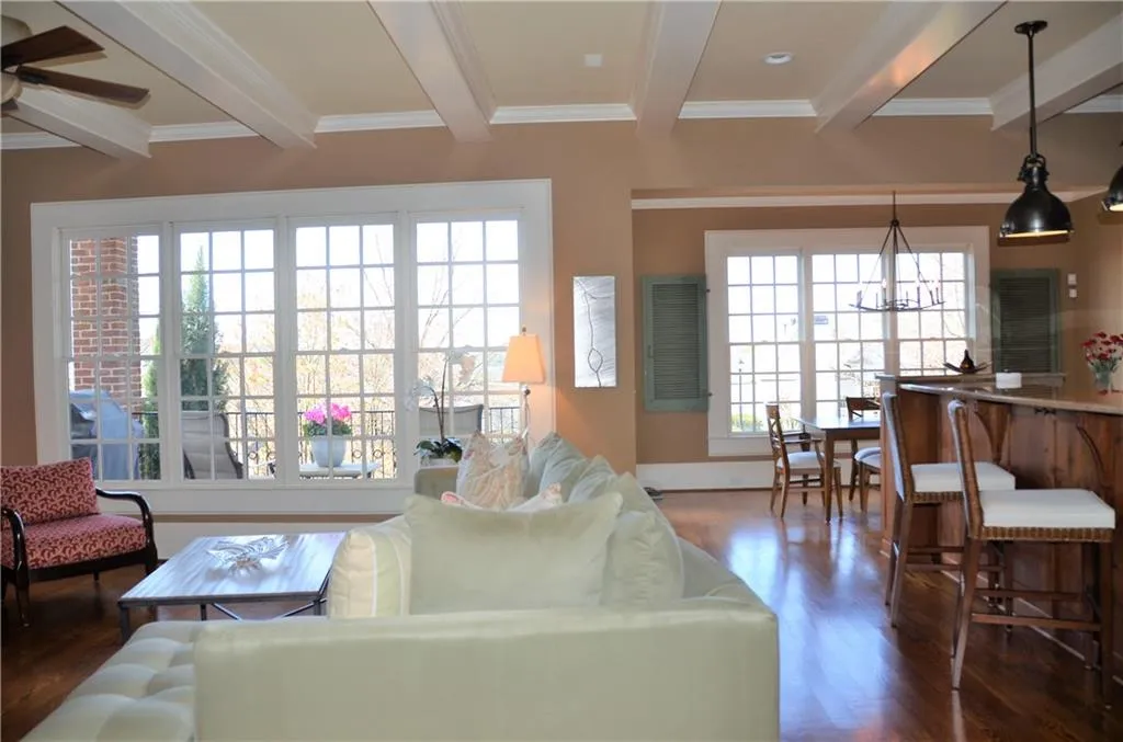 2616 Canterbury Trail Ne, Atlanta, Georgia 30324, 4 Bedrooms Bedrooms, ,4 BathroomsBathrooms,Residential,Sold,2616 Canterbury Trail Ne,5817666