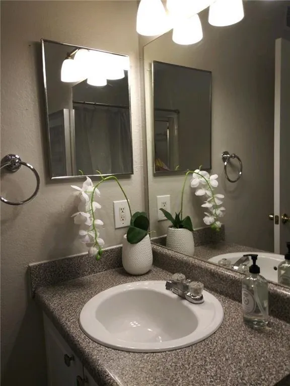 5159 Roswell Road Unit#1, Atlanta, Georgia 30342, 1 Bedroom Bedrooms, ,1 BathroomBathrooms,Residential,Sold,5159 Roswell Road Unit#1,6652207