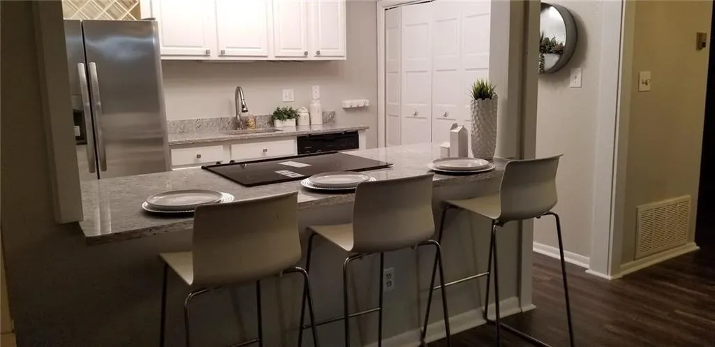 5159 Roswell Road Unit#1, Atlanta, Georgia 30342, 1 Bedroom Bedrooms, ,1 BathroomBathrooms,Residential,Sold,5159 Roswell Road Unit#1,6652207