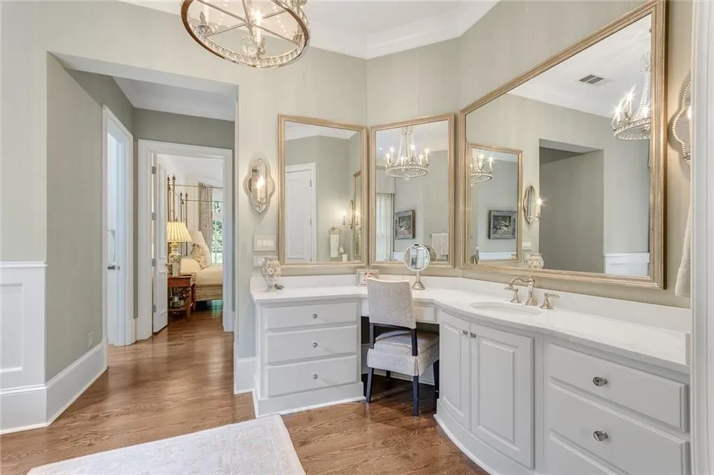 18 Leighton Court, Atlanta, Georgia 30327, 6 Bedrooms Bedrooms, ,6 BathroomsBathrooms,Residential,Sold,18 Leighton Court,6914096 18 Leighton Court, Atlanta, Georgia 30327, 6 Bedrooms Bedrooms, ,6 BathroomsBathrooms,Residential,Sold,18 Leighton Court,6914096